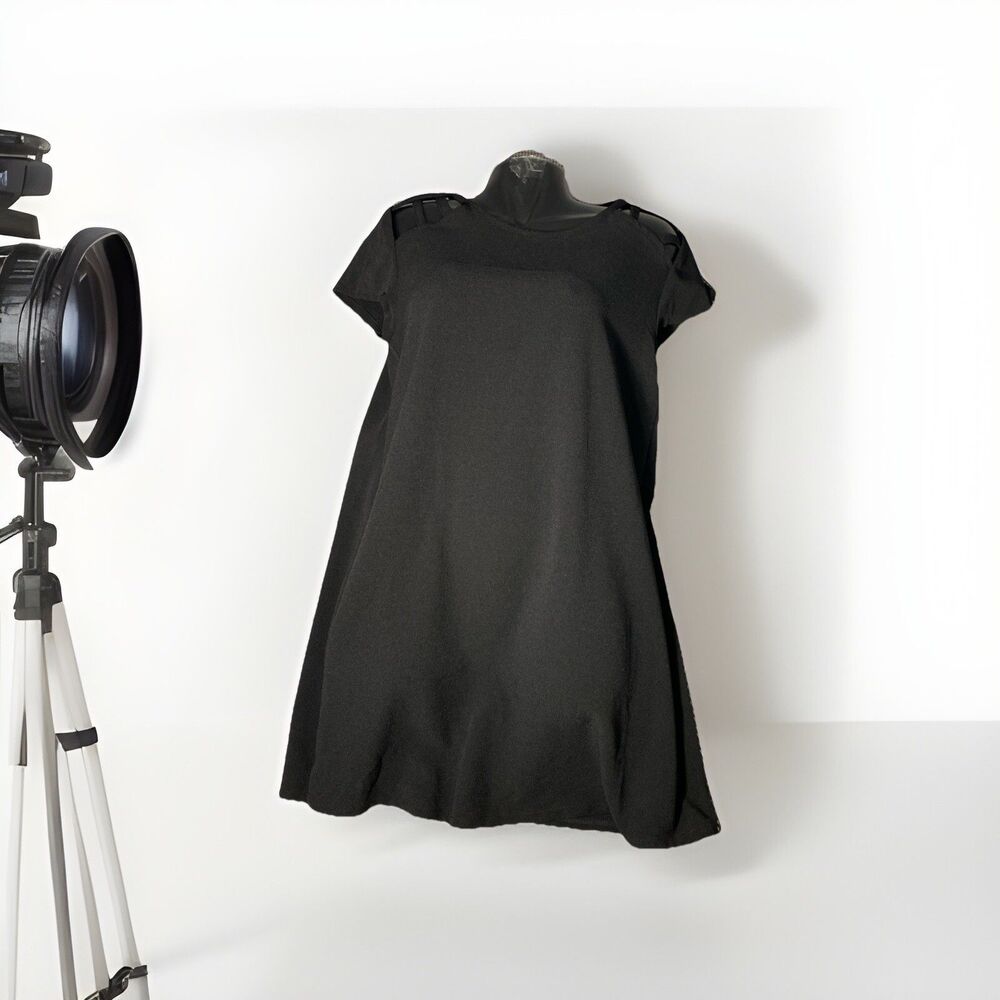 Speechless Dress Black Mini Cap Sleeves Cut Out Shoulders Cocktail‎ XL